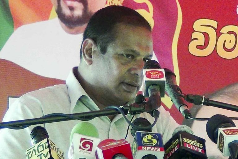 ශ්‍රීලනිපයේ ස්වාධීන වූ තවත් හිටපු ඇමතිවරයෙක් යළි ආණ්ඩුවට එක්වෙයි … !