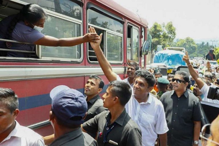 බැසිල්ගේ සෙරෙප්පු සුප් බීපු ඩීල් කාරයෝ දැන් අපිට චෝදනා කරනවා – සජිත්ගෙන් වාසුට පිළිතුරු (VIDEO)