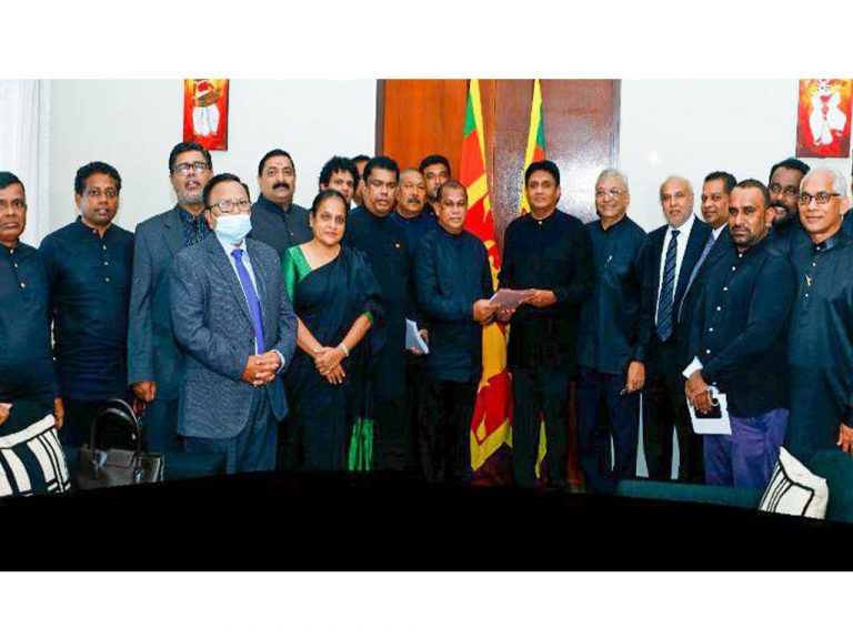 විධායකය අහෝසි කරන SJB යෝජනාව කථානායකට!