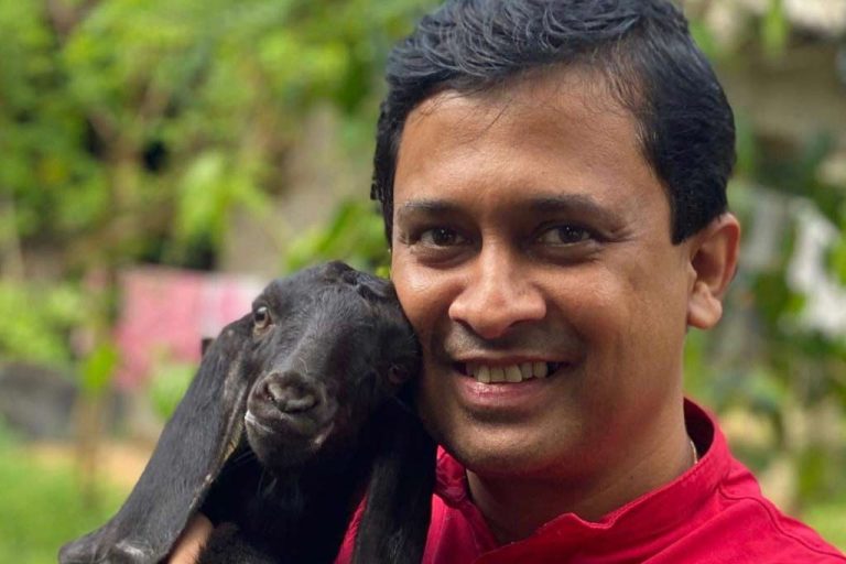 තිස්ස ජනනායකත් අන්තිමේ ජනතාවගෙන් සමාව ඉල්ලයි. අරගලයට ජය පතයි