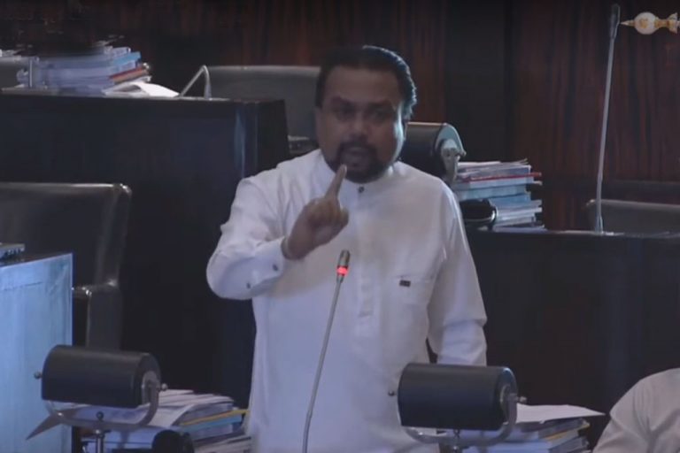 අපේ 18 හොරා කෑවෙ කවුද ? – විමල්ට ප්‍රශ්නයක්
