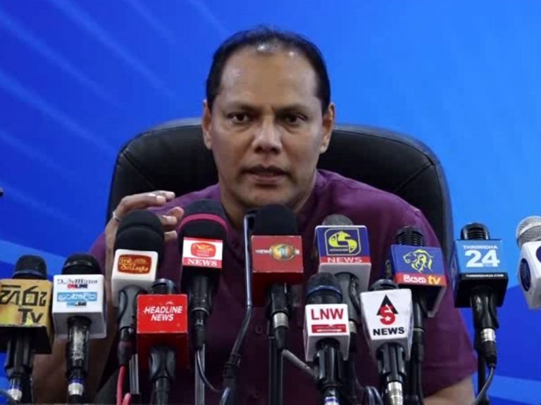 21 පරාජය කිරීමට ආණ්ඩුව තුළම කුමන්ත්‍රණයක්! (VIDEO)