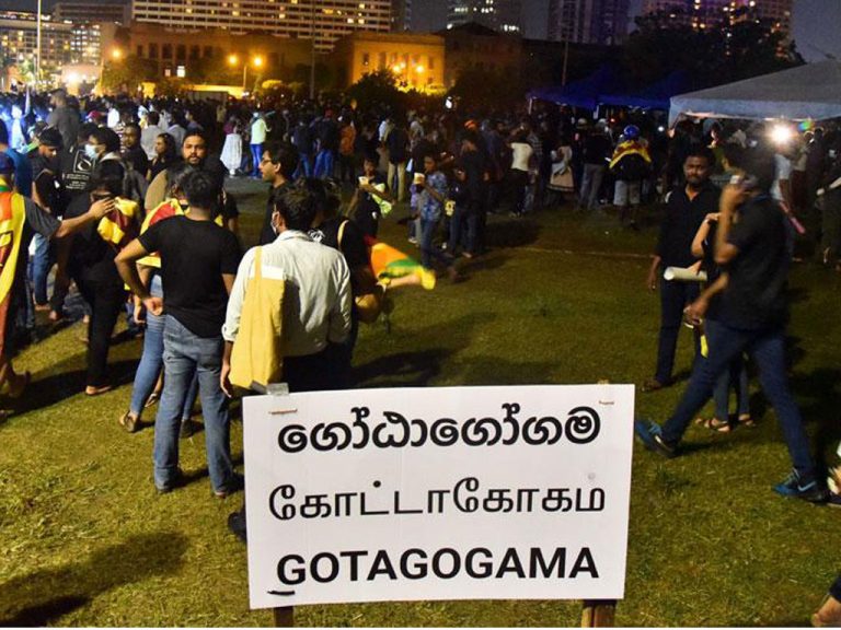 ගාලුමුවදොර ”ගෝඨා ගෝ ගම” ඉවත් කරගැනීමේ අධිකරණ ප්‍රයත්නයක්!