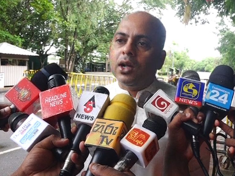 බිලියන ගණන් ණය ගත්තු අරක්කු සමගම සත පහක්වත් නැවත ගෙවල නැහැ – මරික්කාර් (VIDEO)