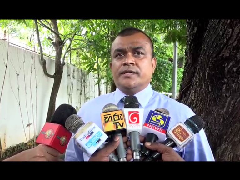 ඩීසල් හිඟය නිසා අපනයන බහාලුම් ප්‍රවාහන සම්පූර්ණයෙන් නවතින ලකුණු!