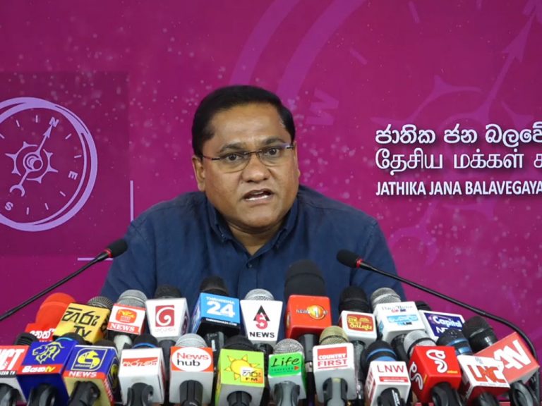 දේශබන්දුව මුදුනා කරගෙන පරීක්ෂණ කරල වැඩක් නැහැ – 09 වැනිදා පරීක්ෂණ ගැන NPP යෙන් චෝදනා (VIDEO)