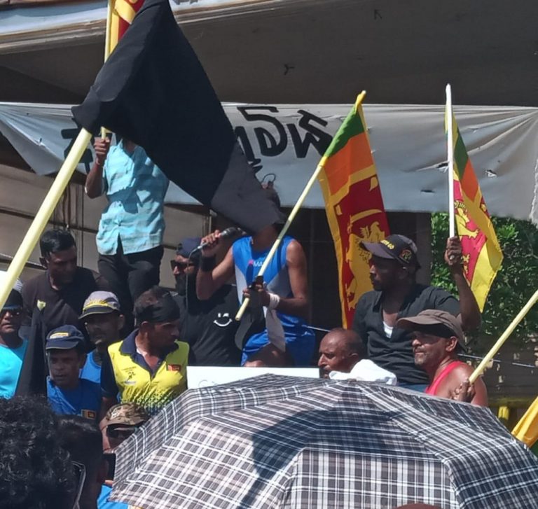 ප්‍රවීන මලල ක්‍රීඩකයන්ගේ විරෝධය
