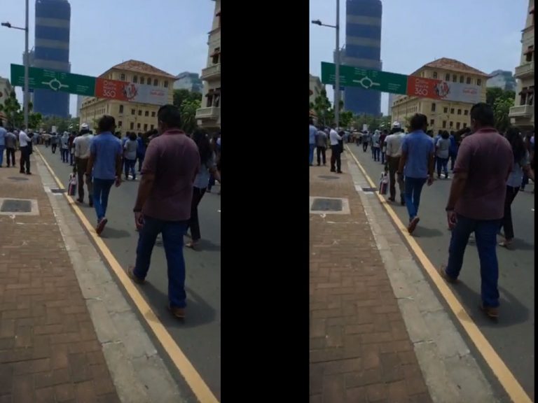 මයිනා ගෝ ගමට පහර දුන් අගමැති හිතවාදීන් ගෝටා ගෝ ගමට පැමිණෙන ආකාරය! (VIDEO)