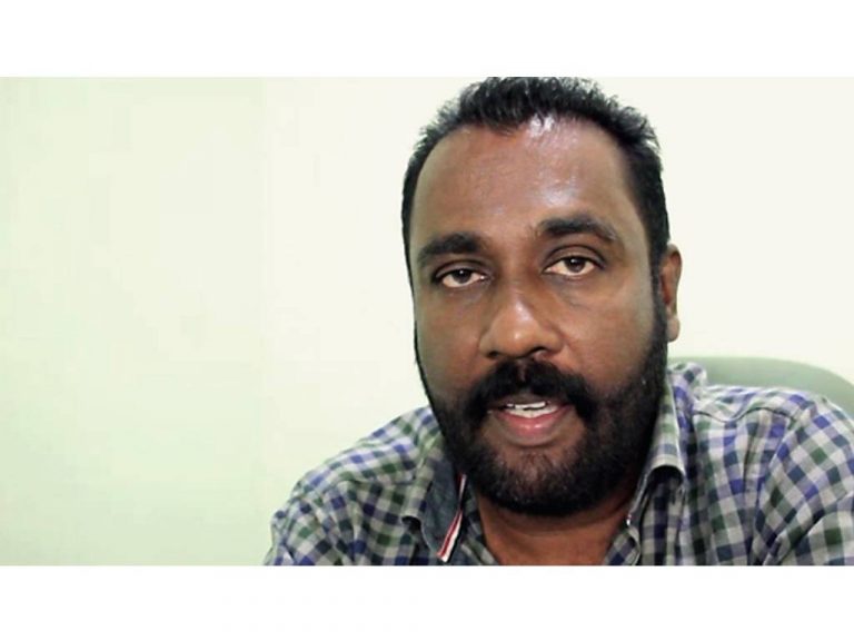 මේ වගේ අලුගුත්තේරු ආණ්ඩුවකට යන්න තරං අපිට පිස්සු නෑ – හෙක්ටර් අප්පුහාමි