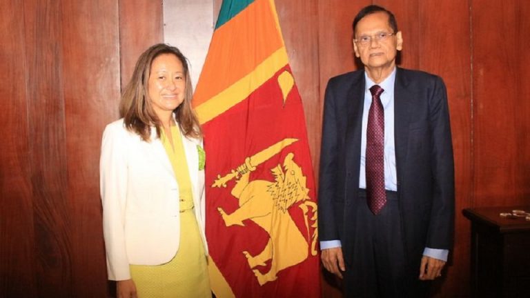 ඇමරිකානු තානාපතිනිය විදේශ කටයතු ඇමති හමුවට