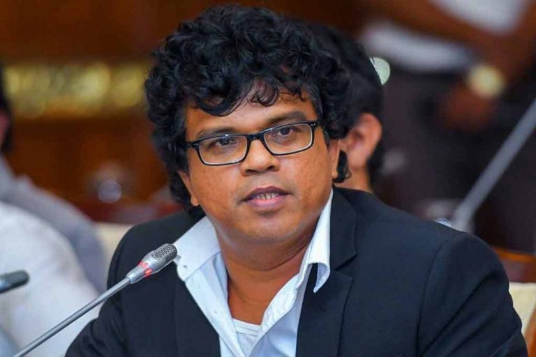 ලංකාව හිරවුණේ දූෂණය නිසා නෙවෙයි. ඔය කියන තරම් පාලකයින් දූෂිත නෑ – පතිරණ