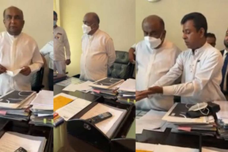 විරෝධතාකරුවන්ට පහරදීම වළක්වන්නැයි සජබ මන්ත්‍රීවරුන්ගෙන් කථානායකට දැඩි ඉල්ලීමක් (VIDEO)