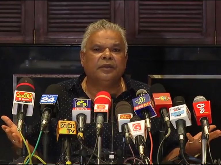 ගණන් බැරි උන් රට පාලනය කිරීමේ ප්‍රතිඵලය තමයි මේ  විනාශය – ඩඩ්ලි සිරිසේන (VIDEO)