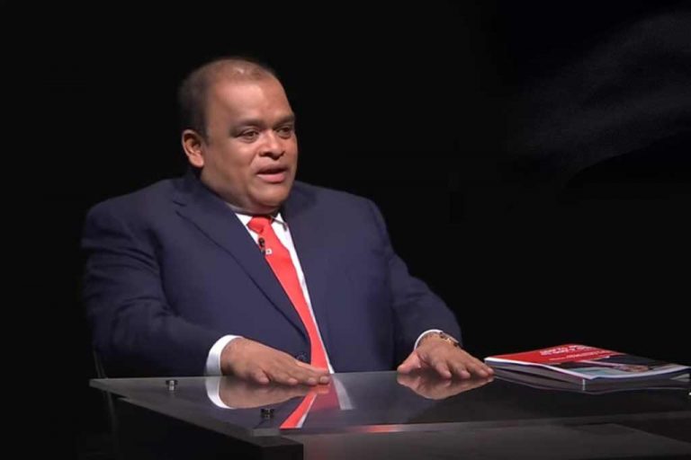 බැසිල් යන්නේ ධම්මිකට එන්නද ?
