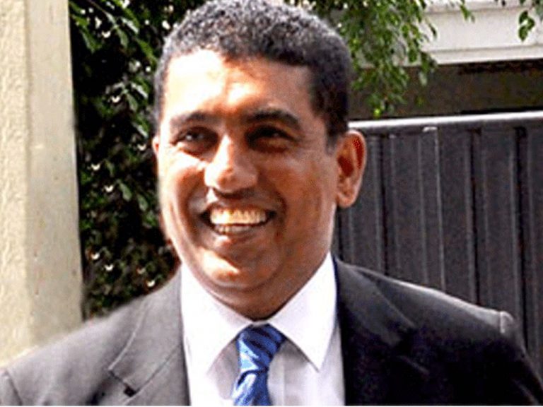 ජොන්ස්ටන් ඇතුළු 03කට සිතාසි!