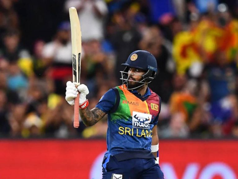 හෙට තරගයට මෙන්ඩිස් සූදානම් – අවශ්‍ය උනොත් වනිඳුත් සූදානම් !