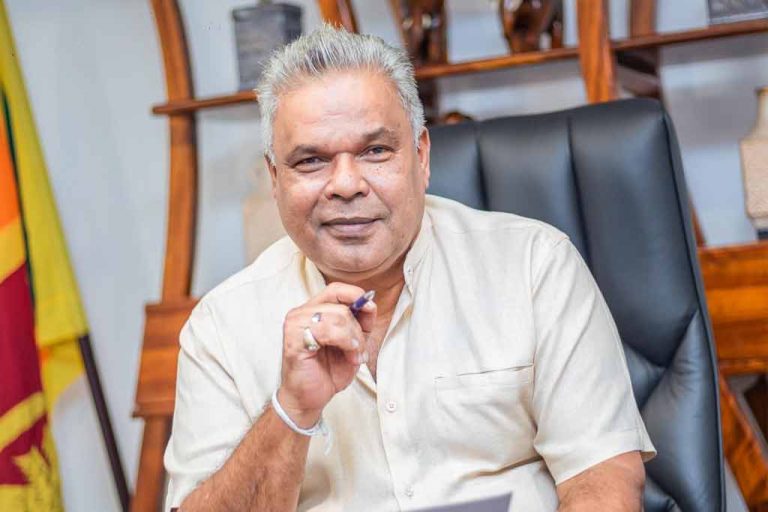 ඩඩ්ලි සිරිසේන මීළඟ ජනාධිපතිවරණයට ??