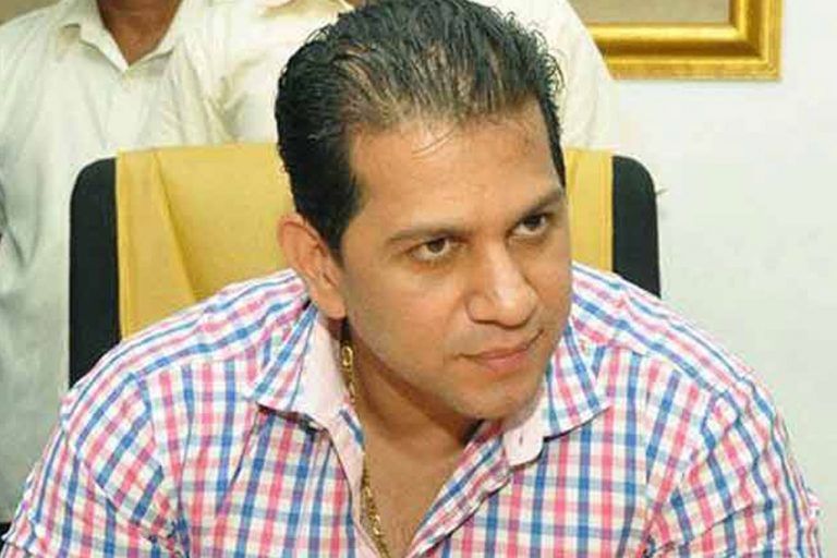 දුමින්දව අත්අඩංගුවට ගන්න CID ය ශ්‍රී ජයවර්ධනපුර රෝහලට!