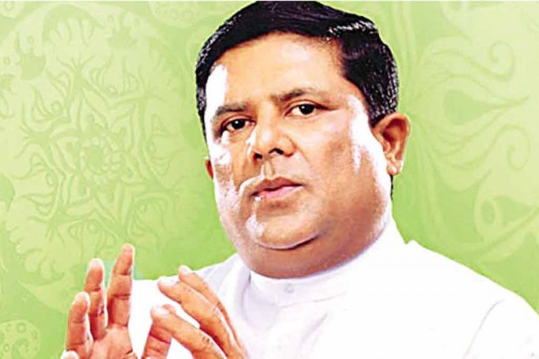 රනිල්ට සහාය දෙන්න TNA පිරිසක් වජිරගේ ගෙදර ගිහින් ??