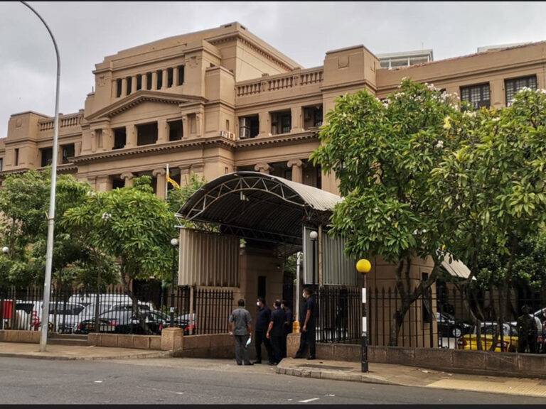 ජනාධිපතිගේ ප්‍රධානත්වයෙන් ආණ්ඩු පක්ෂ විශේෂ රැස්වීම ඇරඹෙයි!