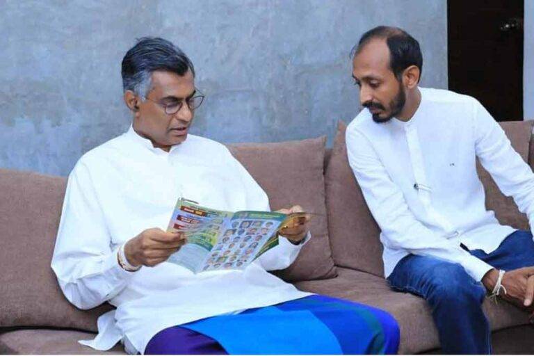 43 වැනි සේනාංකයත් රනිල් බලා ගමනේ ….. යා ?