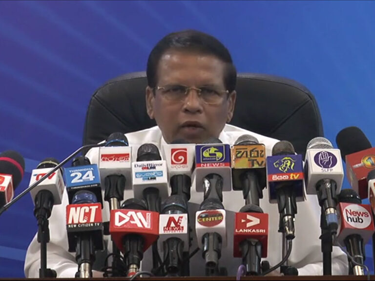 ජනාධිපති එක්ක සාකච්ජා කළා කියල ආණ්ඩුවට පන්දම් අල්ලන වුවමනාවක් අපිට නැහැ! (VIDEO)