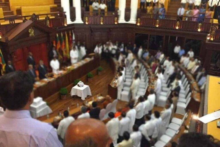 කැබිනට් සංශෝධනයේදී වෙනස් වෙන්න යන ඇමතිකම්