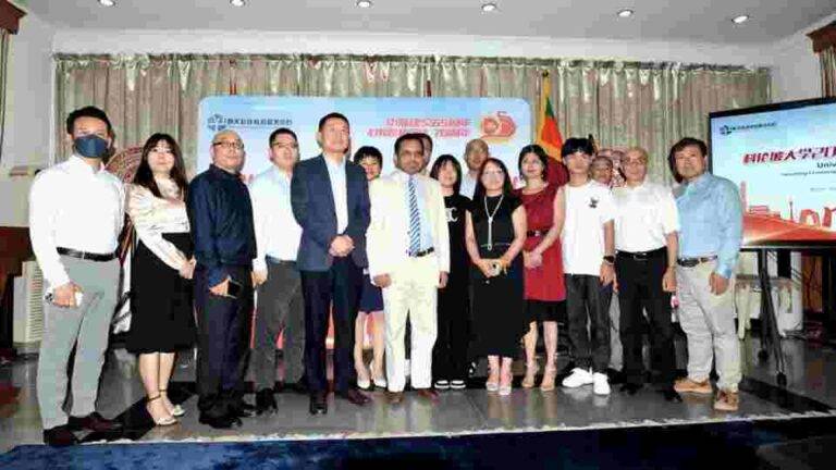 චීන සිසුන්ට කොළඹ විශ්වවිද්‍යාලයේ මූල්‍ය ආර්ථික විද්‍යාව පිළිබඳ ශාස්ත්‍රපති (MFE) උපාධිය හැදෑරීමට අවස්ථාව