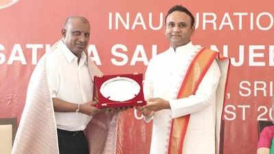 අරවින්ද ගවස්කාර්ගේ ඇරයුමෙන් මඩකළපුවට