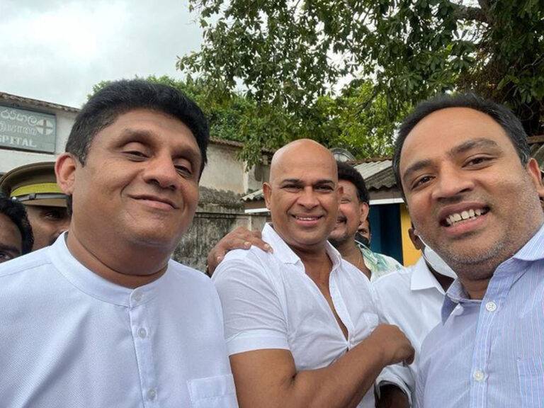 රන්ජන් නිදහස ලබා වැලිකඩින් පිටව යයි – මනූෂට ජනතාවගෙන් හූ සංග්‍රහයක්!