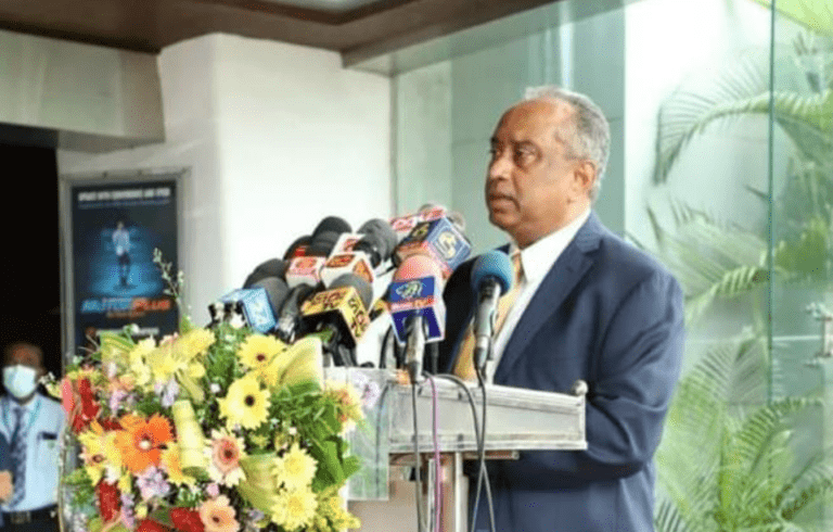 රොනල්ඩ් පෙරේරා ශ්‍රී ලංකා ඉන්ෂුවරන්ස් හි සභාපතිවරයා ලෙස වැඩ භාර ගනියි