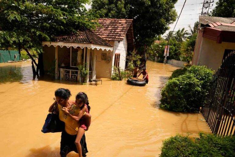 ප්‍රදේශ රැසක ගංවතුර අවදානමක් : අවධානයෙන් සිටින්නැයි ජනතාවට දැනුම් දෙයි !