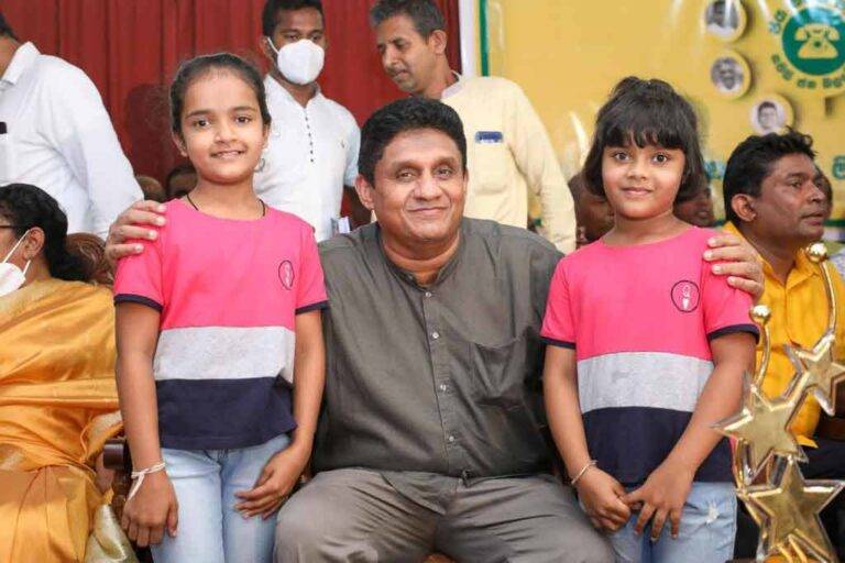 රට ගොඩගන්නට පාසල් පද්ධතියේ සිටම තාක්ෂණික විප්ලවයක් අවශ්‍යයි – සජිත් (VIDEO)