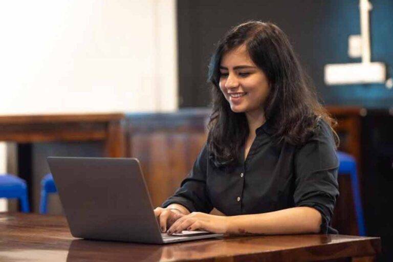 කාන්තාවන්ට ජාත්‍යන්තර වේලාවන් අනුව සේවය කිරීමට තිබූ නෛතික බාධා ඉවතට