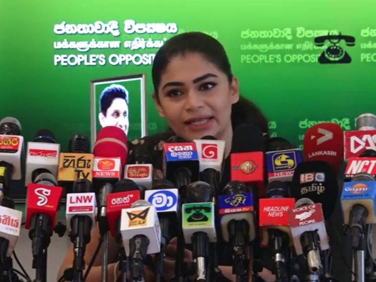ඔක්තෝම්බරයෙන් පසු එන අරගලය පාලකයන්ට පහසු නැහැ.මිනිස්සු පාරට බහින්නේ කන්න නැතුව – හිරුණිකා (VIDEO)