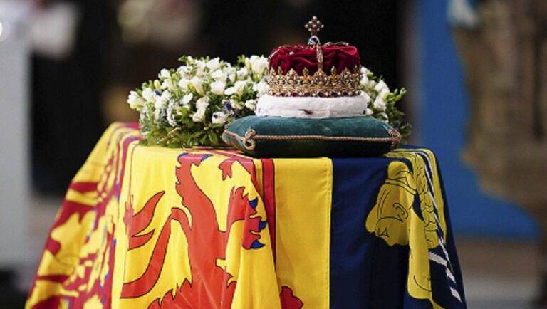“Westminster Abbey” හි රැජිනගේ රාජ්‍ය අවමංගල්‍යය සඳහා සේවා නියෝගයක් !