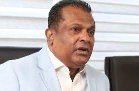 එළියෙ ඉන්න ඩොලර් ගිලින අය ක්‍රිකට් එක දිහා බලා ගෙන ඉන්නවා – ශම්මි ද සිල්වා
