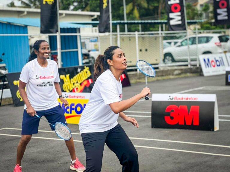 බැඩ්මින්ටන් ජනගත වෙයි