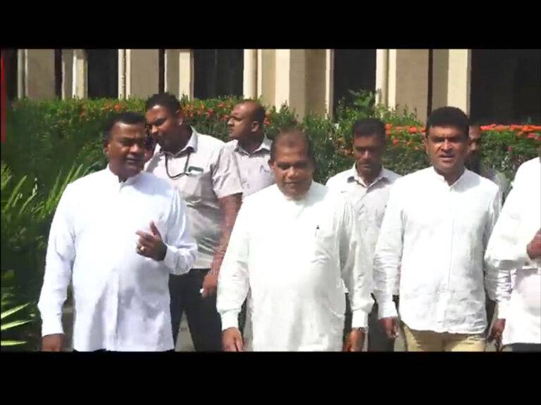 විකෘති ආණ්ඩුව තවත් පිළිගන්න බැහැ – වහාම පුංචි ජන්දය තියන්න (VIDEO)
