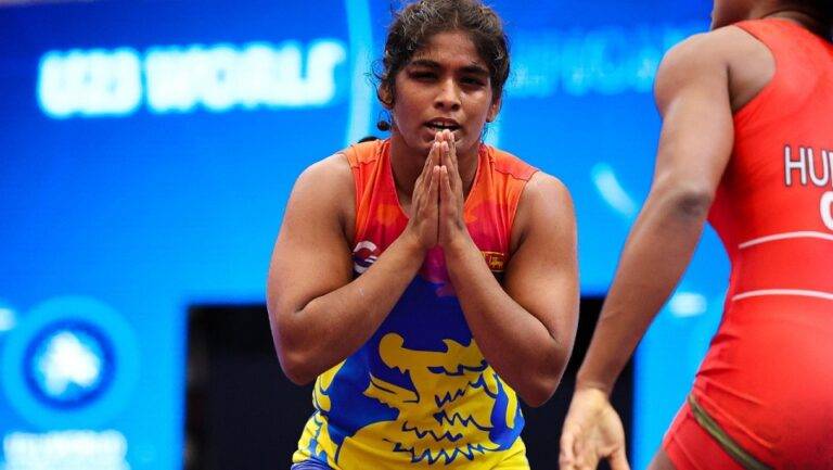 නෙත්මි පදක්කමකට පියවරක් පසුපසින්