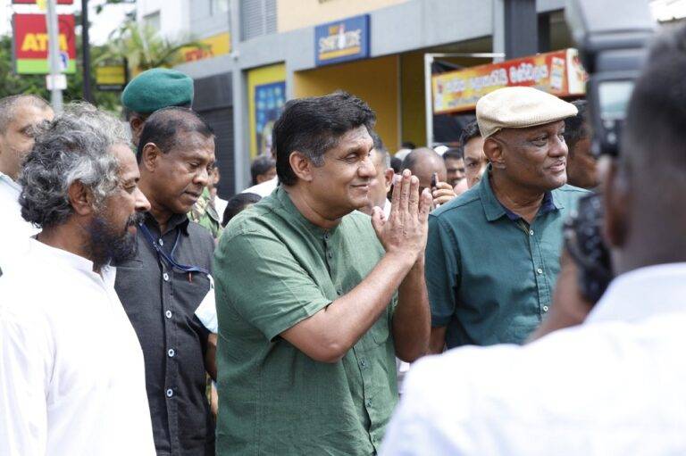 රාජපක්ෂවරු විනාශ කළ රට අපි ගොඩනගනවා – විපක්ෂ නායක සජිත් (VIDEO)