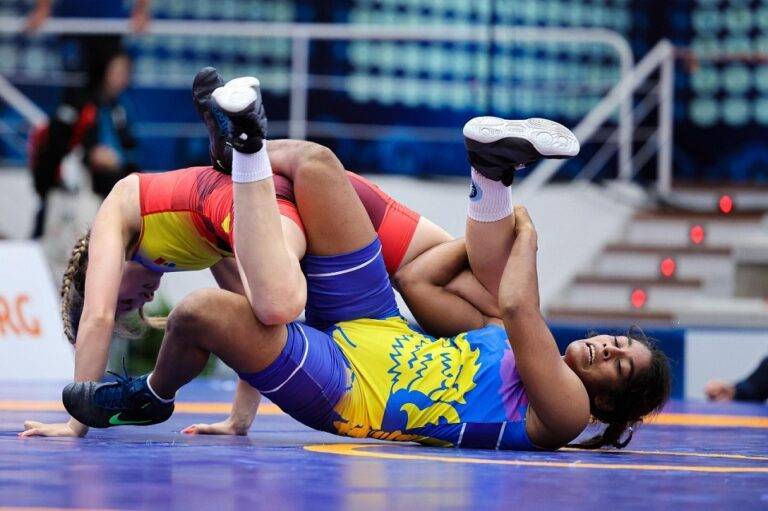 නෙත්මිගෙන් රෙස්ලින් – අනිත් අයගෙන් ජම්පින්