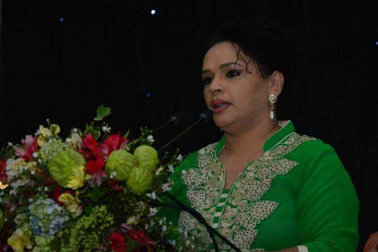 කංසා නිෂ්පාදනවලට අදාළ ආයෝජකයින්ගේ සමුළුවක් මෙරට පවත්වනවා – ඩයනා ගමගේ (VIDEO)