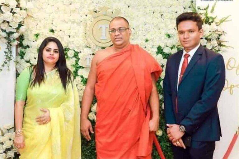 ඥානසාර හිමි හදිසියේම රටින් පිටට වැඩම කරලා ….