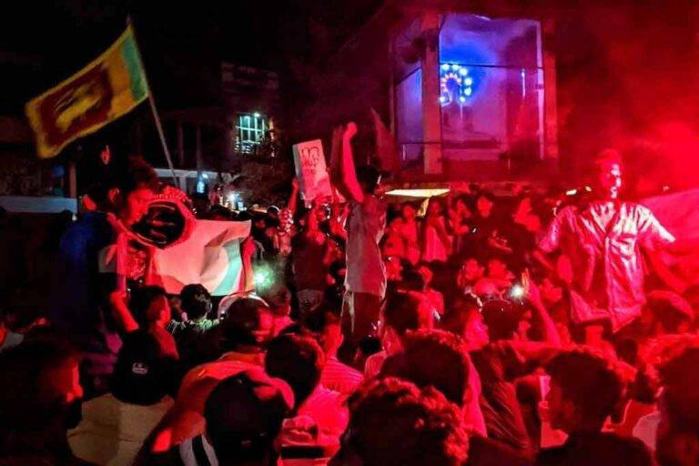 අර්බූදය තරණය කල නොහැකි විලංගුව වමද ?