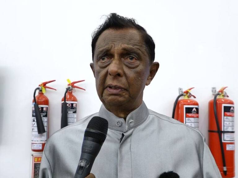 ශක්තිය තියෙනවා නම් වයස අදාළ නැහැ -කලකට පසු ජෝන් (VIDEO)