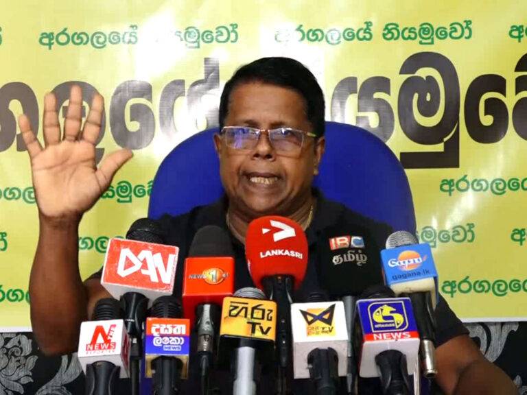 නූතන හිට්ලරුත් කපිලවස්තුවේ ධාතු පෙන්වන්න හදන්නේ (VIDEO )