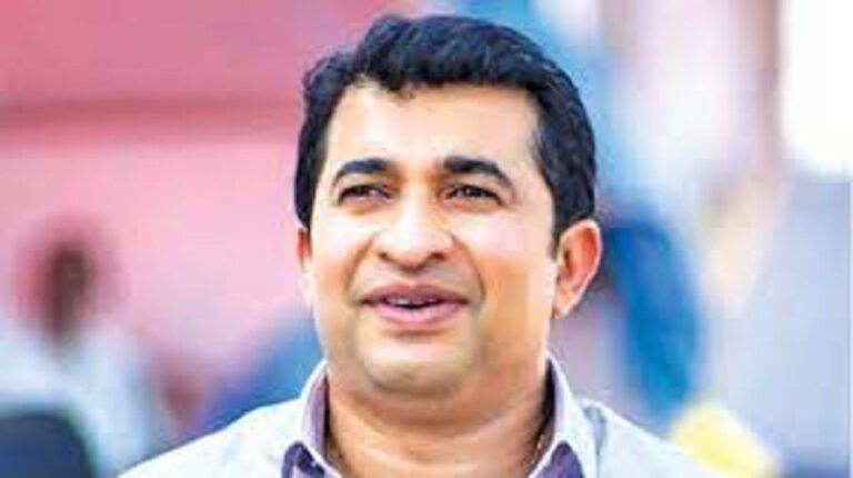 ඇමති ධනුෂ්කටයි බෝඩ් එකටයි හුක් නොකර ක්‍රිකට් ඩිපෙන්ස් කිරීමට සිතීම හොඳ ලකුණක්