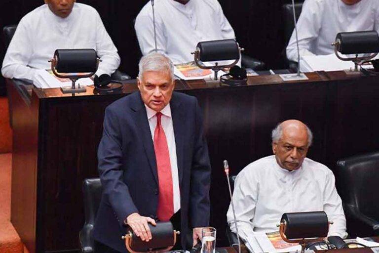 මට අපේ ලංකා මාතාව වැල් පාලමෙන් එගොඩ කරන්න පුළුවන් වුණා – ජනපති රනිල්