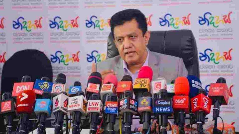 මැතිවරණ කල් දමන්නට රජය උත්සාහයක – චරිත කියයි
